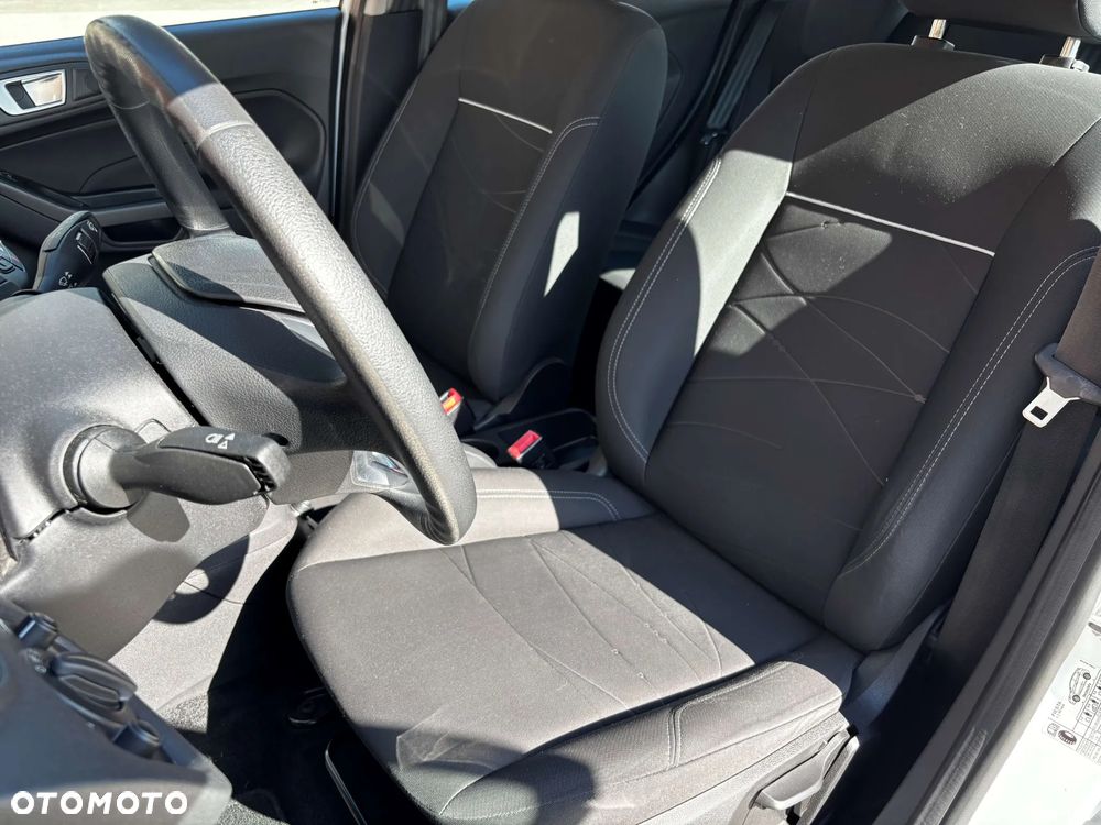 Ford Fiesta 1.25 Trend EU5 - 18