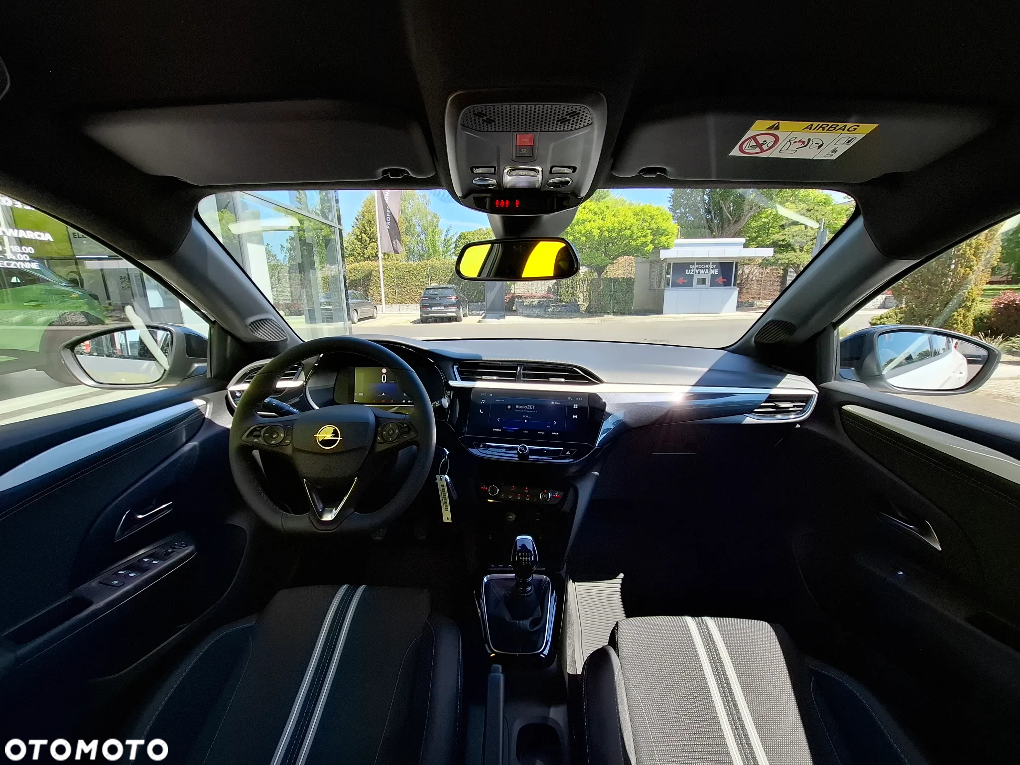 Opel Corsa 1.2 GS S&S - 17