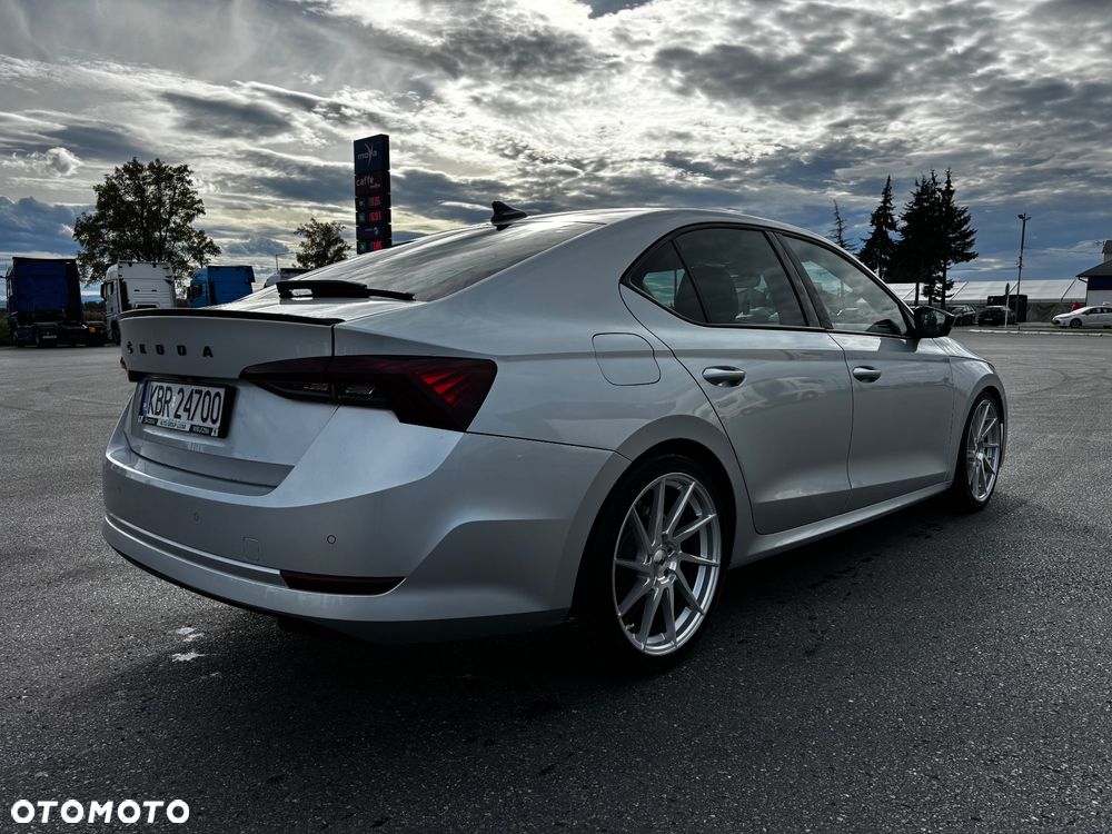 Skoda Octavia 2.0 TDI Ambition DSG - 5