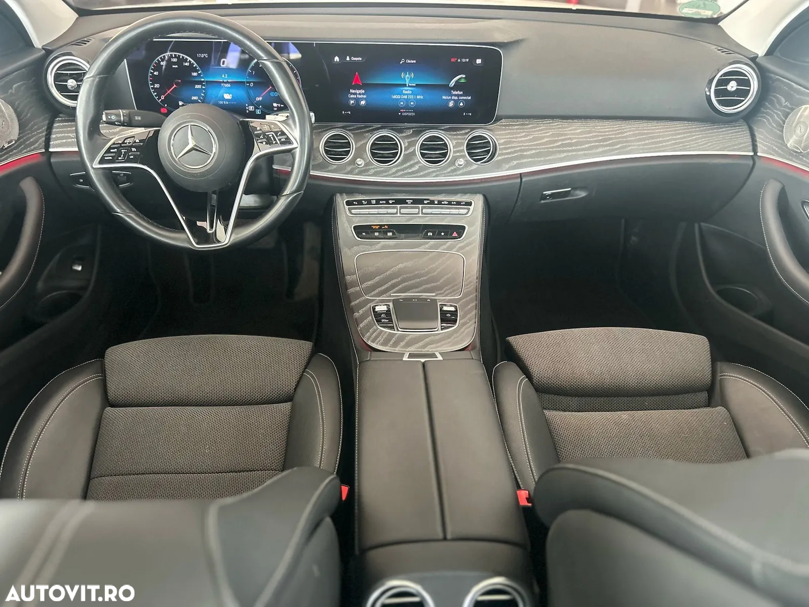 Mercedes-Benz E 300 de Aut. - 17