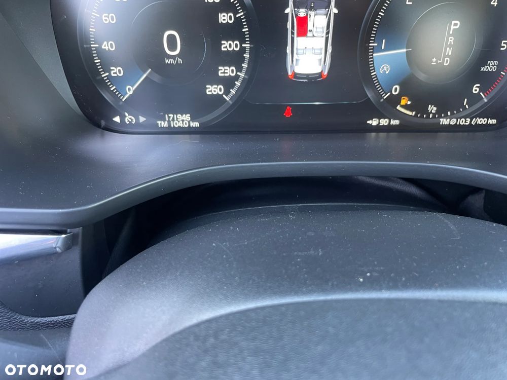 Volvo XC 60 D5 SCR AWD Momentum - 27