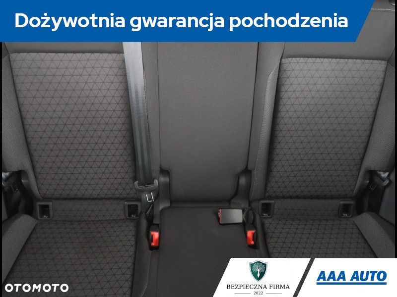 Volkswagen T-Cross - 12