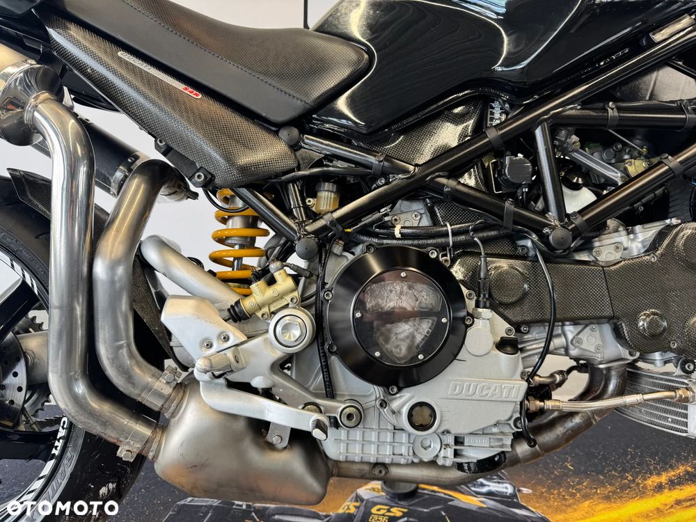 Ducati Monster - 14