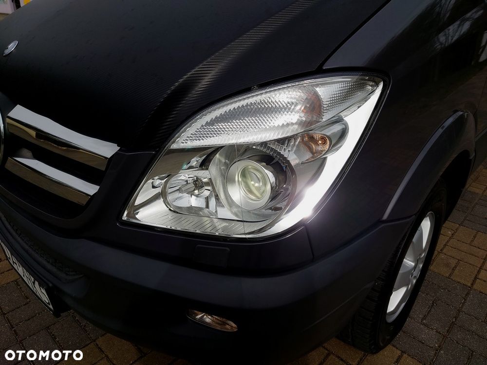Mercedes-Benz Sprinter 319 - 27