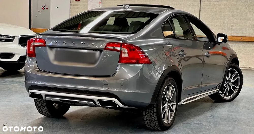 Volvo S60 D5 Summum - 5