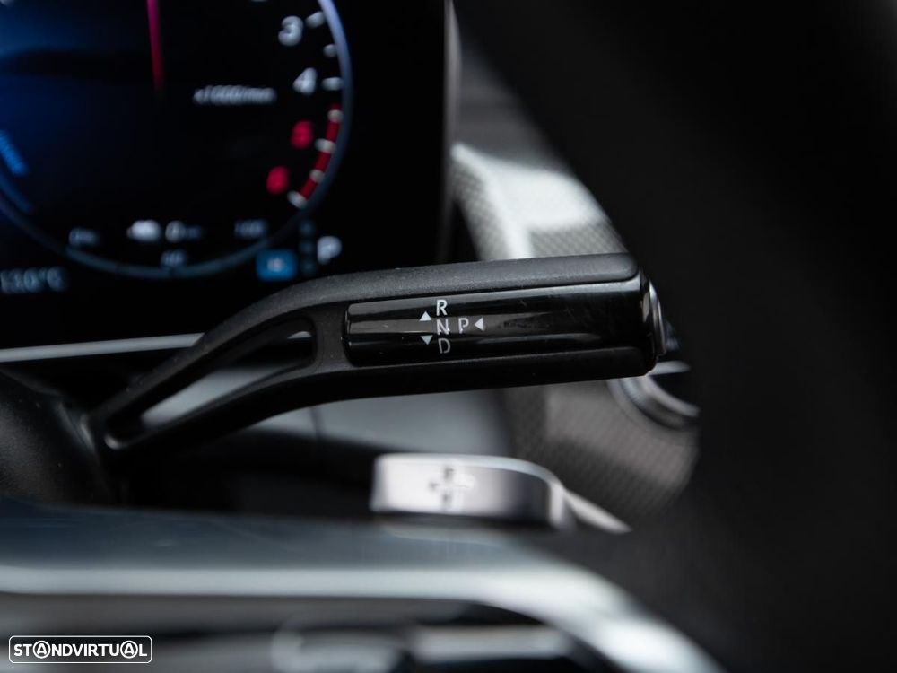 Mercedes-Benz GLC 300 de Coupe 4Matic 9G-TRONIC AMG Line - 24