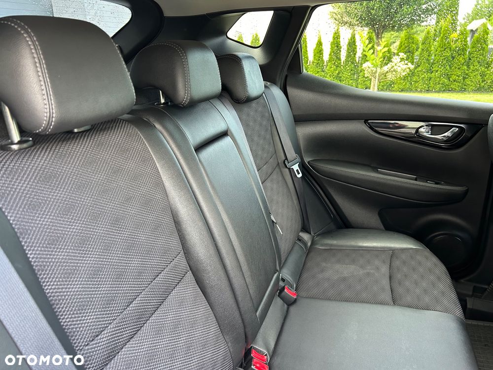 Nissan Qashqai 1.2 DIG-T N-Connecta - 13