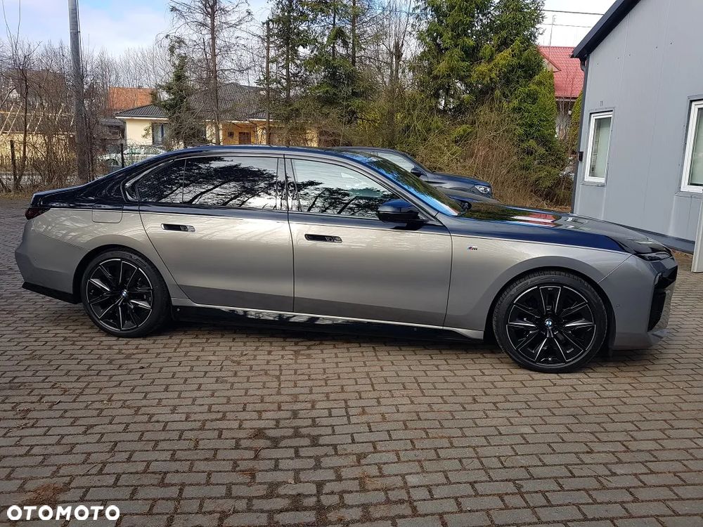 BMW i7 105.7kWh xDrive60 M Sport - 2