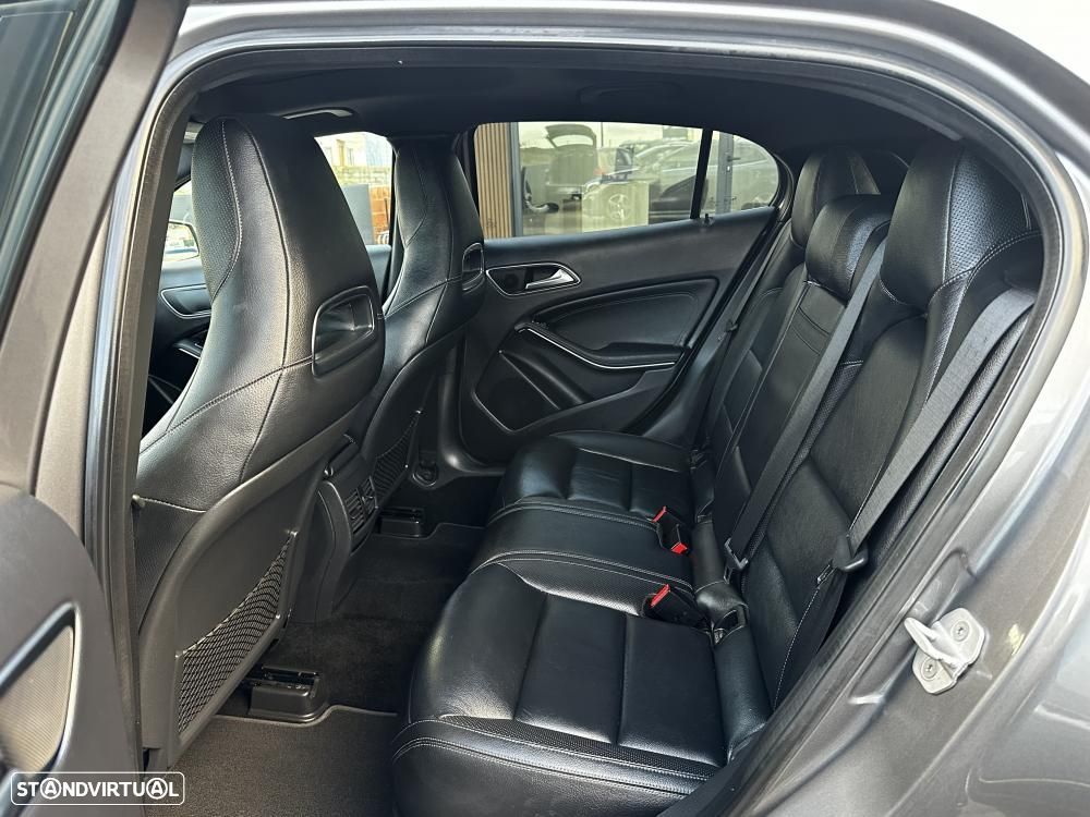 Mercedes-Benz GLA 220 CDI 7G-DCT AMG Line - 41