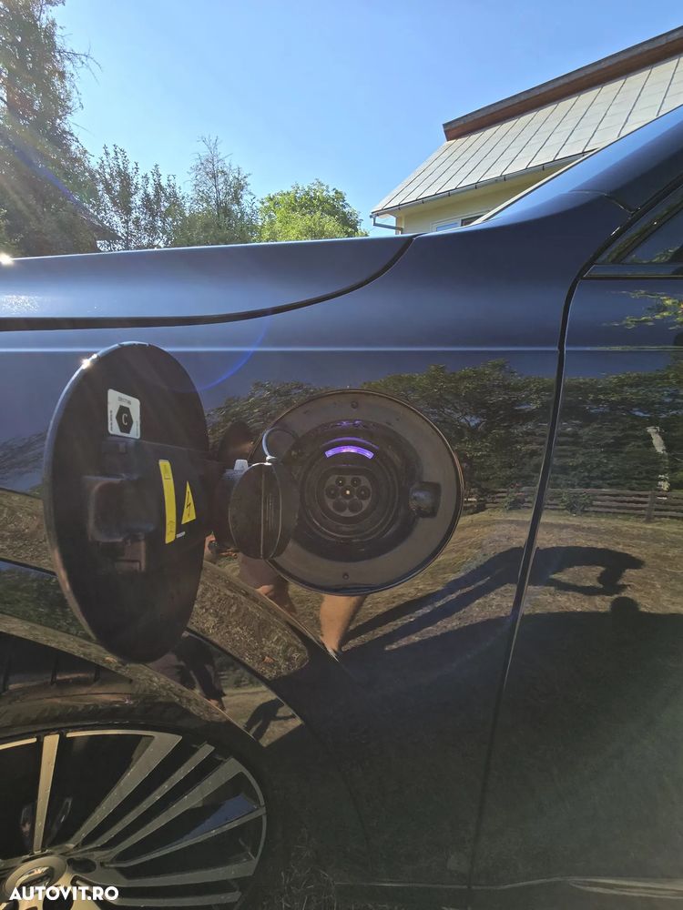 Volvo XC 90 Recharge T8 eAWD R-Design - 17