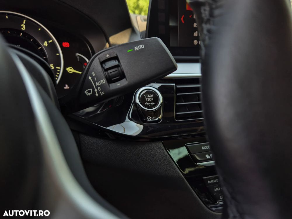 BMW Seria 5 520d Efficient Dynamics Edition Aut. Sport Line - 21