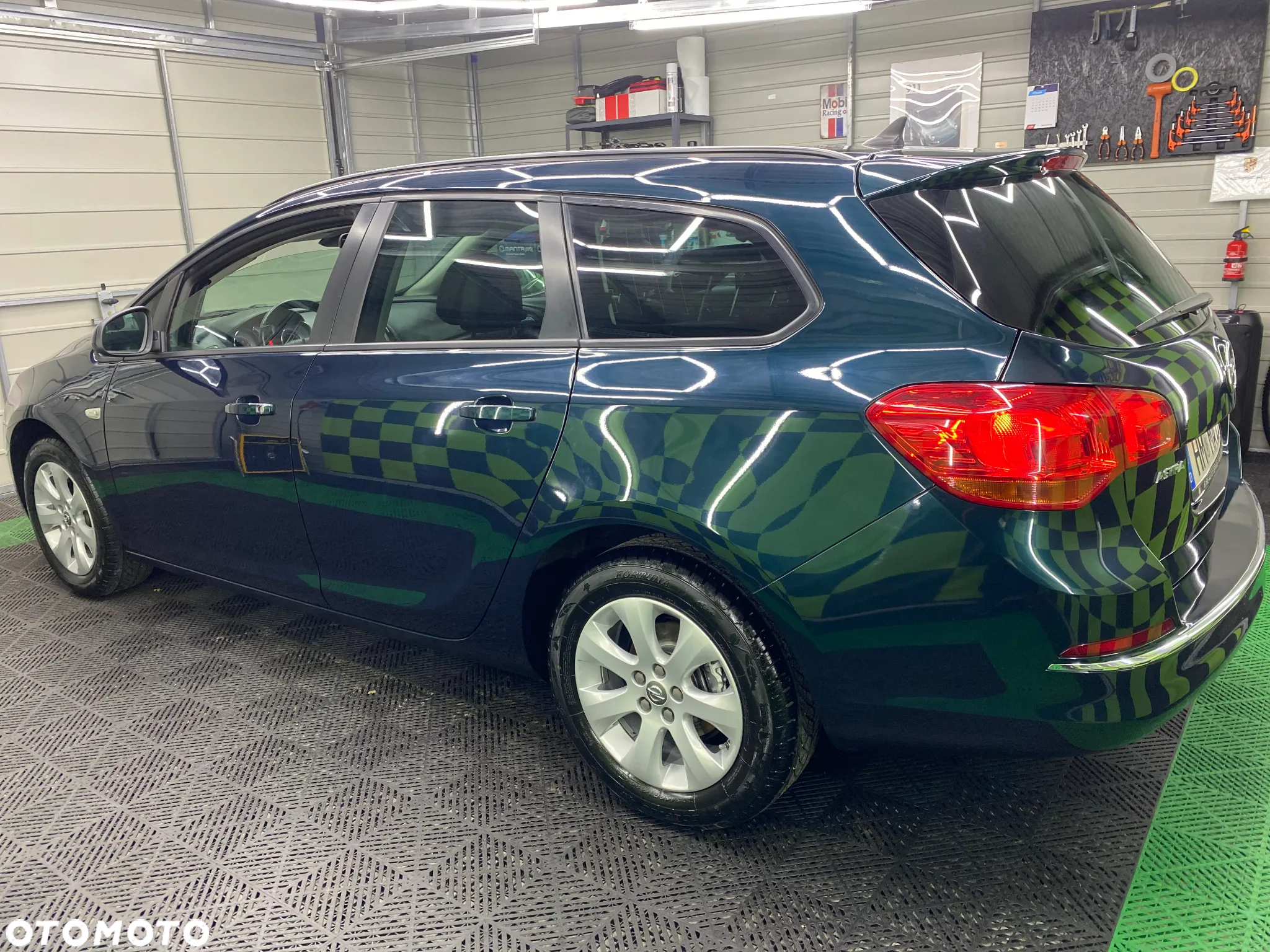 Opel Astra 1.4 Turbo Automatik ENERGY - 2