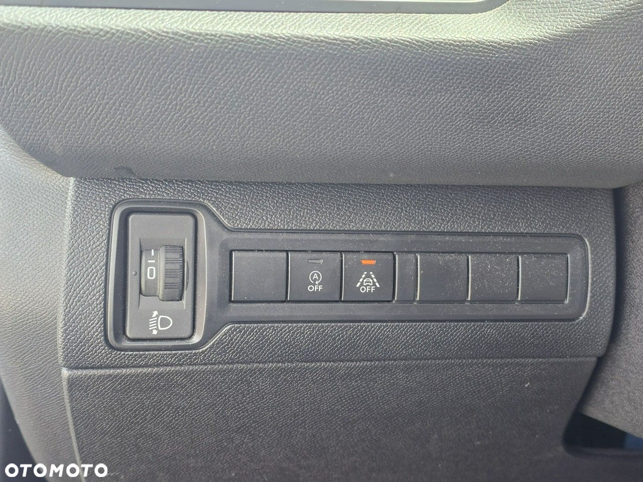Peugeot 308 1.2 PureTech GPF Allure S&S - 17