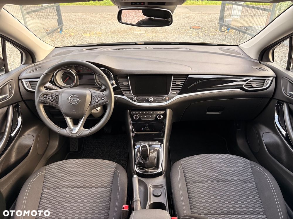 Opel Astra - 25