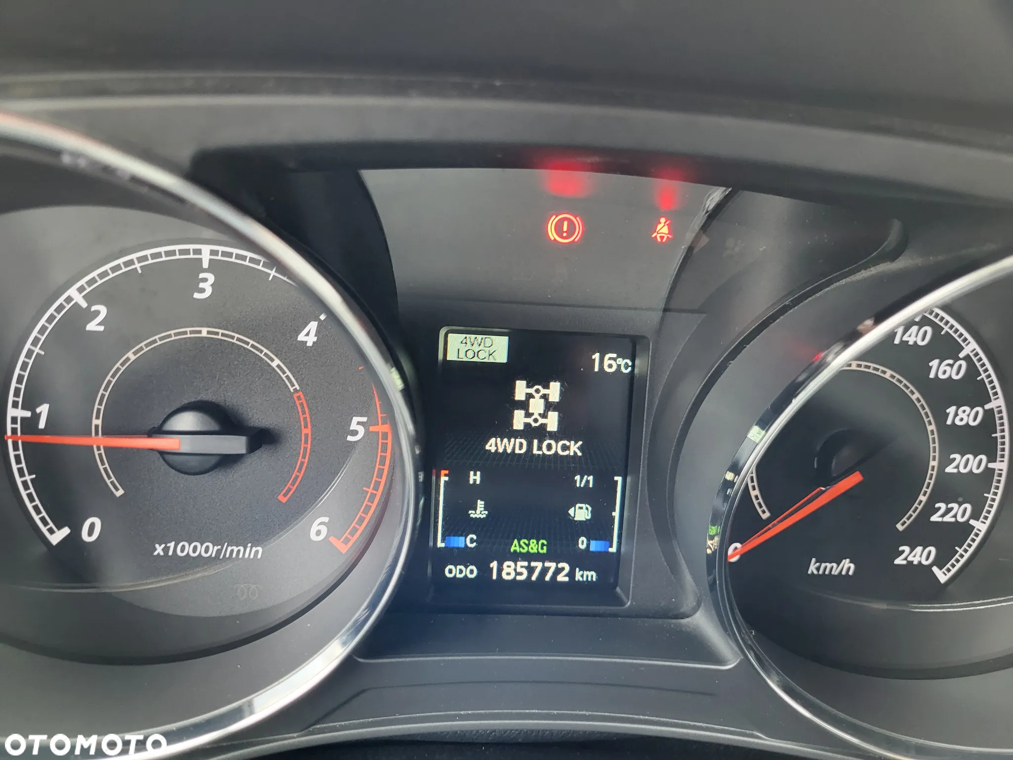Citroën C4 Aircross HDi 150 Stop & Start 4WD Exclusive - 28