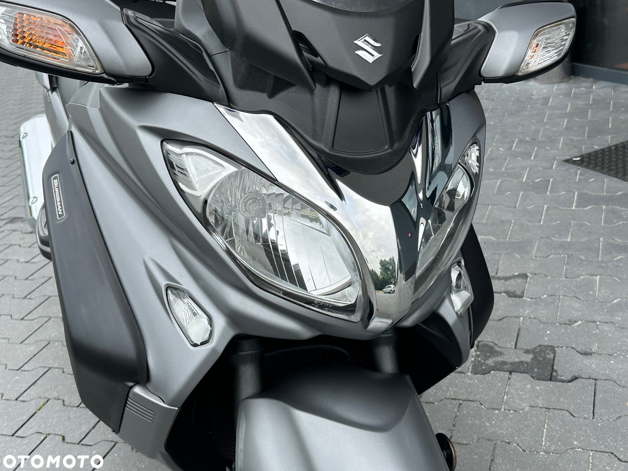Suzuki Burgman - 19