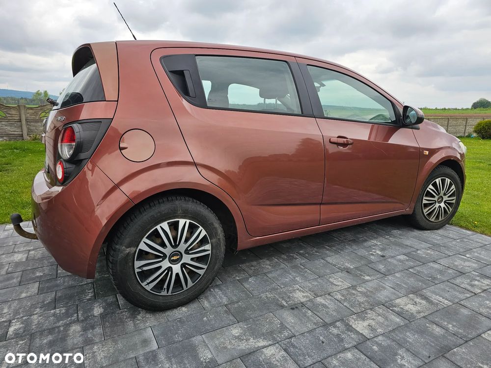 Chevrolet Aveo 1.2 LS - 2
