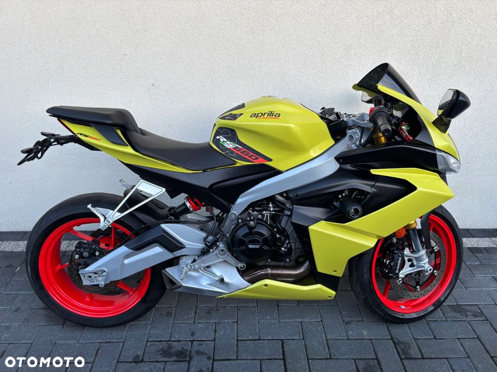 Aprilia RS - 8