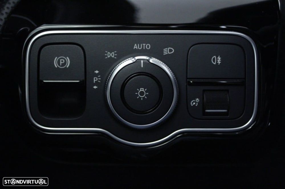 Mercedes-Benz A 180 d AMG Line Aut. - 27