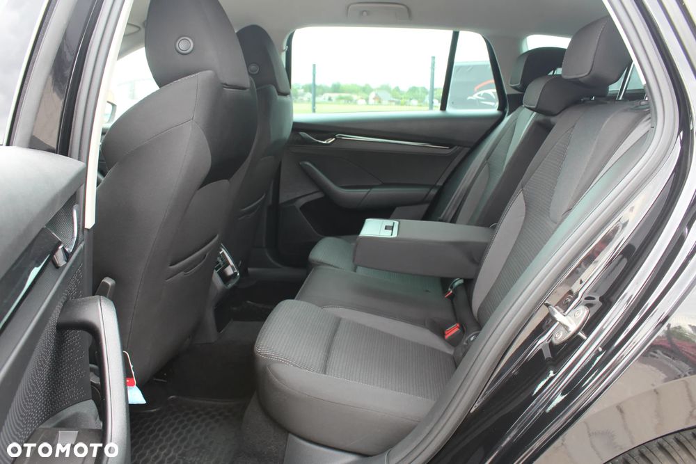 Skoda Octavia 2.0 TDI Ambition - 30