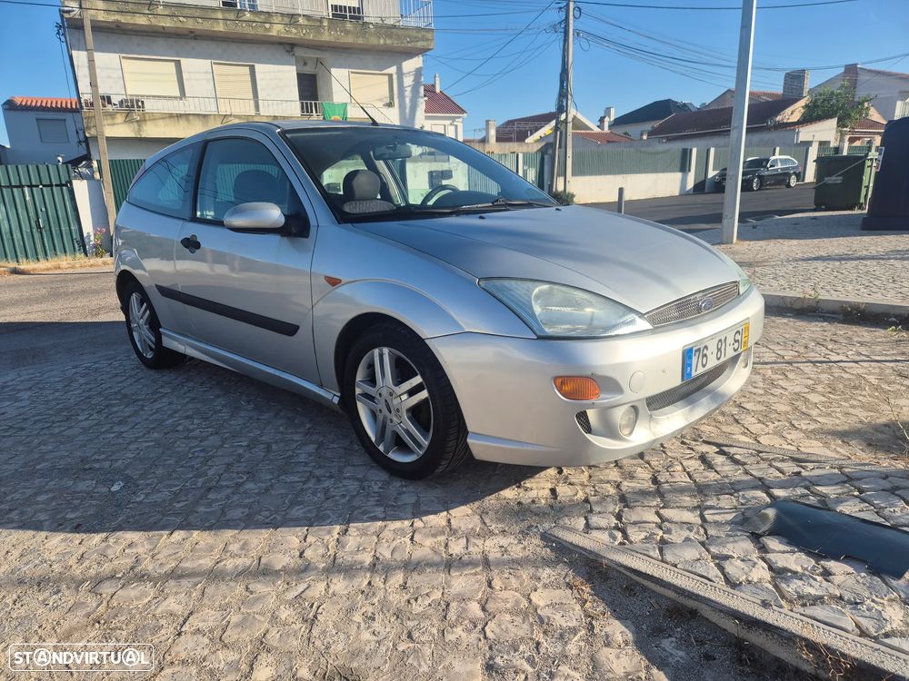 Ford Focus 1.8 TDdi Trend - 3