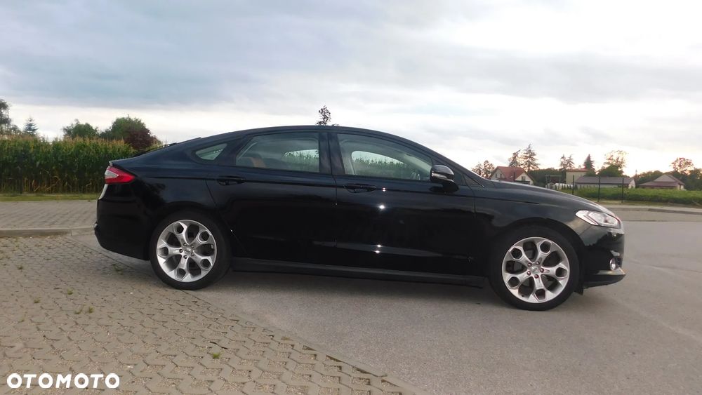 Ford Mondeo 2.0 TDCi ST-Line PowerShift - 22