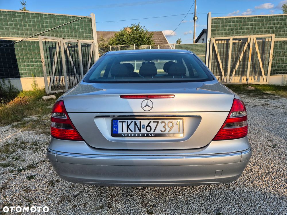 Mercedes-Benz Klasa E 200 Kompressor Elegance Sport Edition - 4