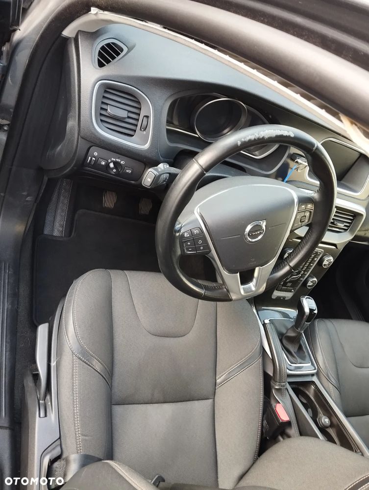 Volvo V40 Cross Country D2 Drive-E SCR Momentum - 31
