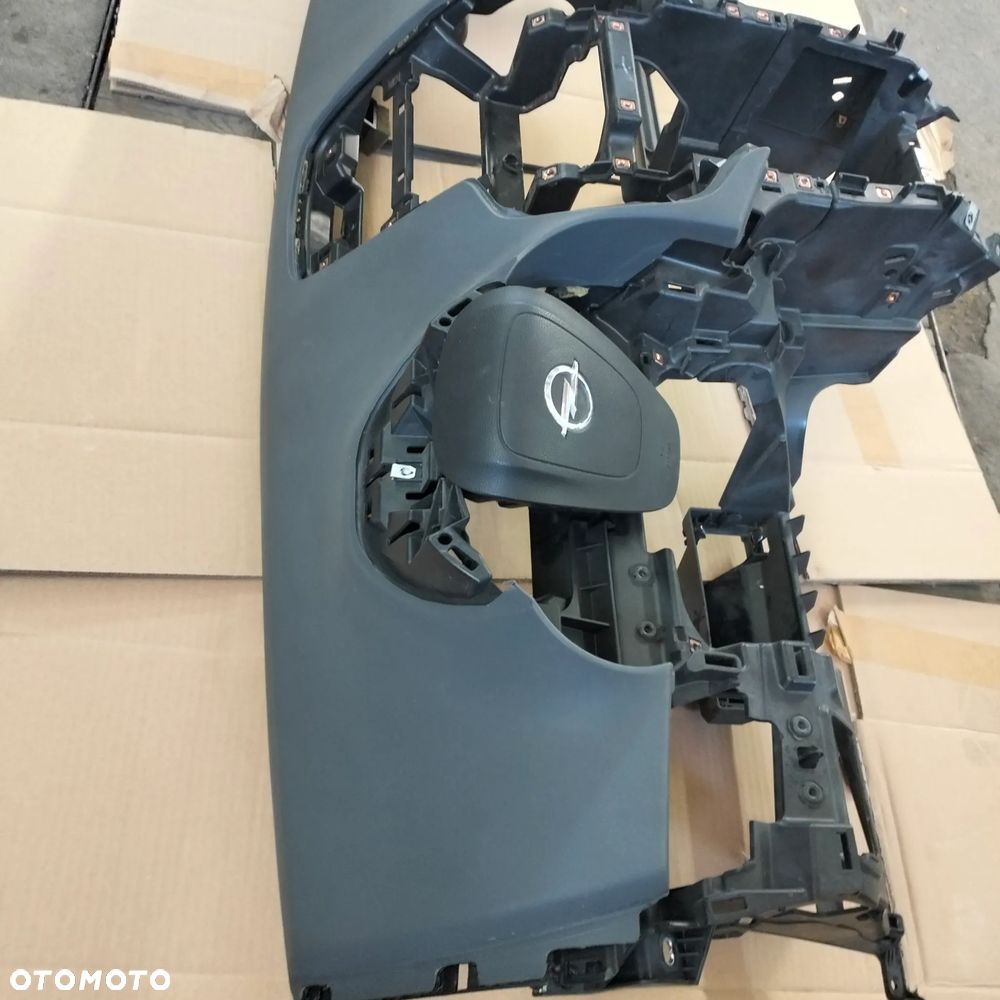 OPEL ZAFIRA C ORGINALNA DESKA Z PODUSZKAMI I DOPINACZMI - 7