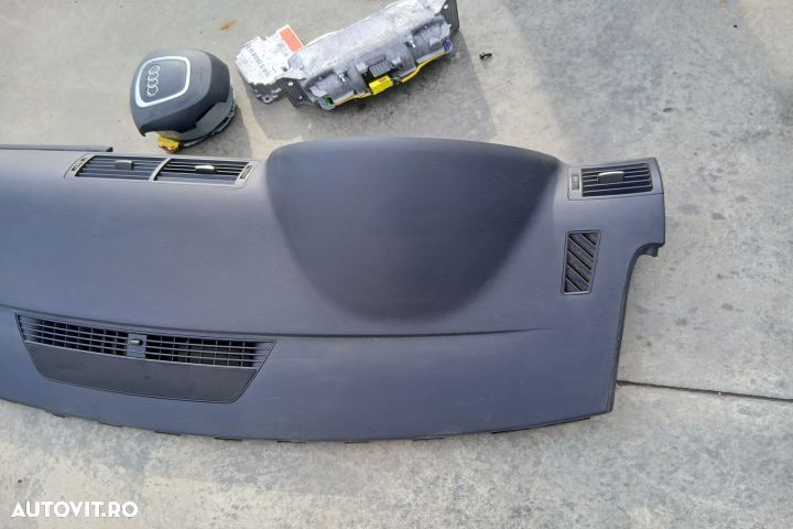 Kit airbag cu plansa de bord 8E0857705F 8E0857706F E81880204C 8E09596 - 3