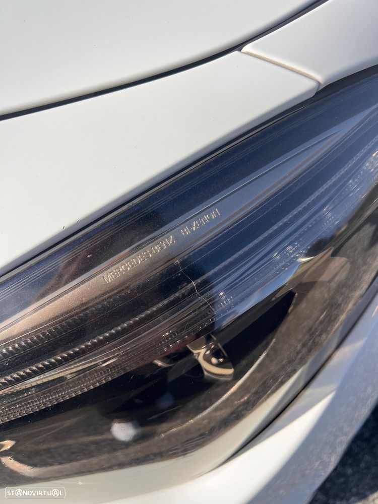 Mercedes-Benz CLA 220 d Shooting Brake AMG Line Aut. - 36