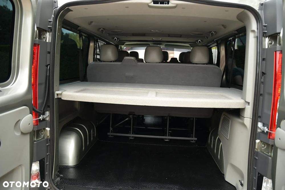 Opel Vivaro - 17