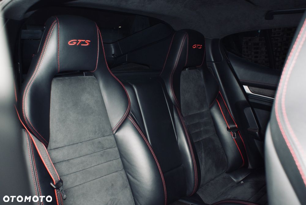 Porsche Panamera GTS - 25