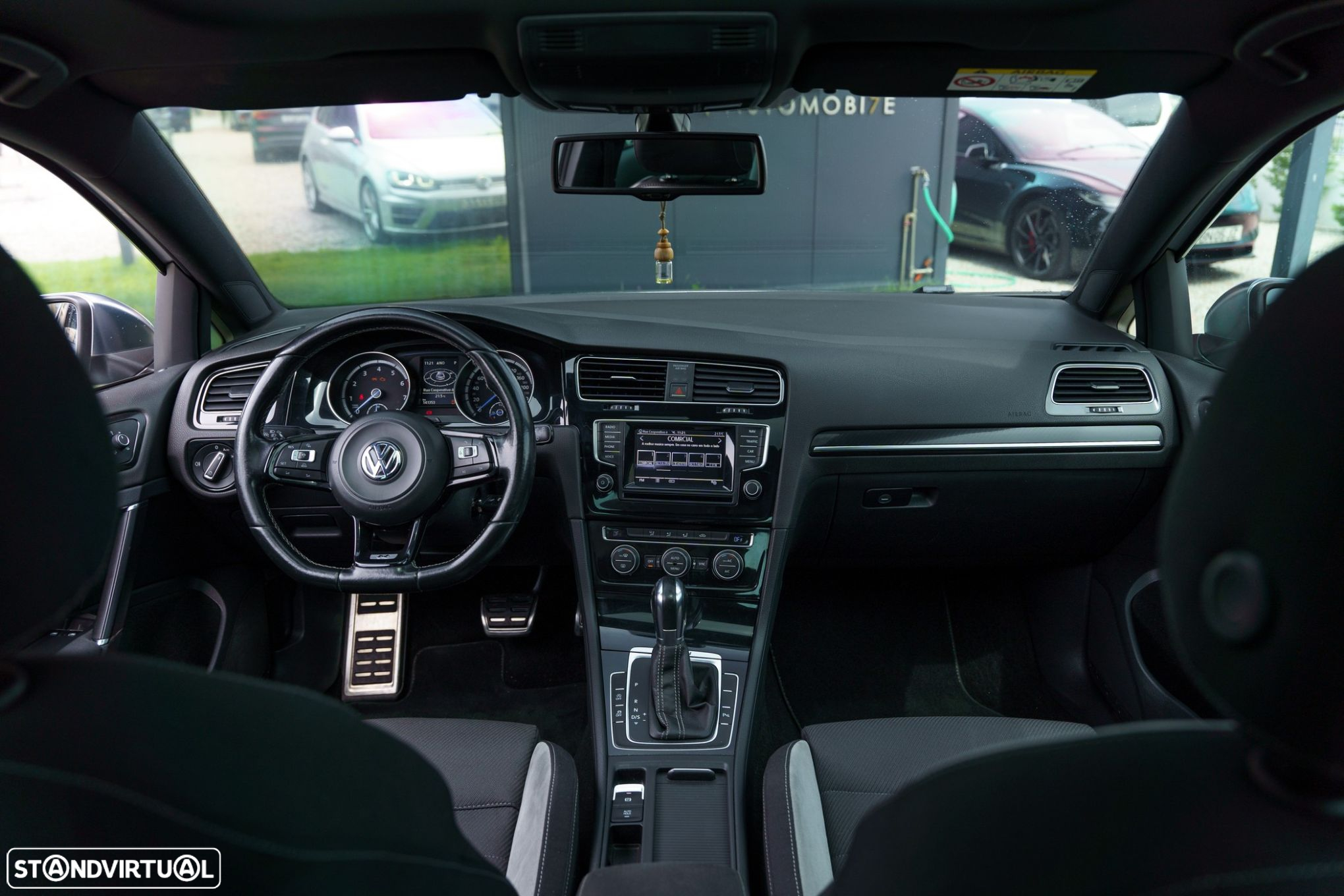 VW Golf 2.0 TSI R DSG - 12