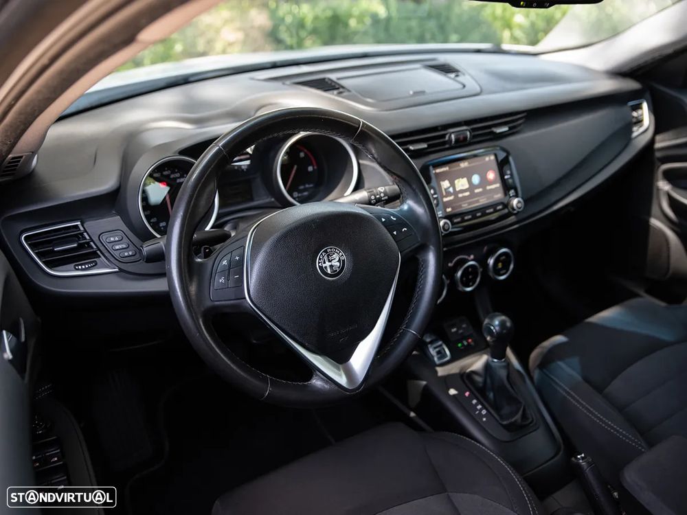 Alfa Romeo Giulietta 1.6 JTDM Super TCT - 12
