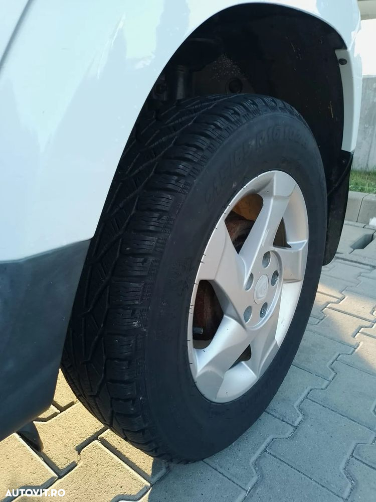 Dacia Duster 1.5 dCi 4x4 Laureate - 25