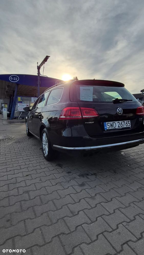 Volkswagen Passat 2.0 TDI Comfortline DSG - 5