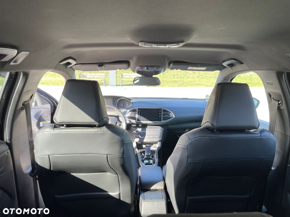 Peugeot 308 BlueHDi FAP 180 EAT8 Stop & Start GT - 8