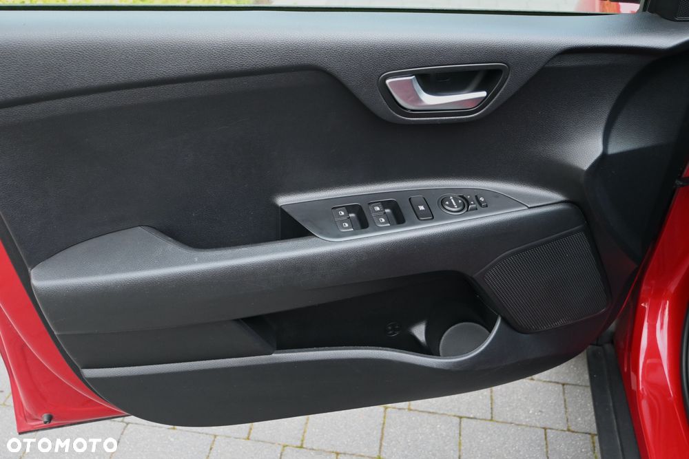 Kia Stonic 1.0 T-GDI 120 Platinum Edition - 25
