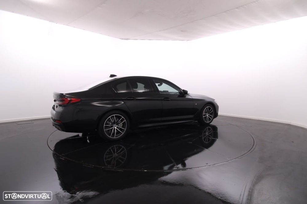 BMW 520 d Pack M Auto - 8