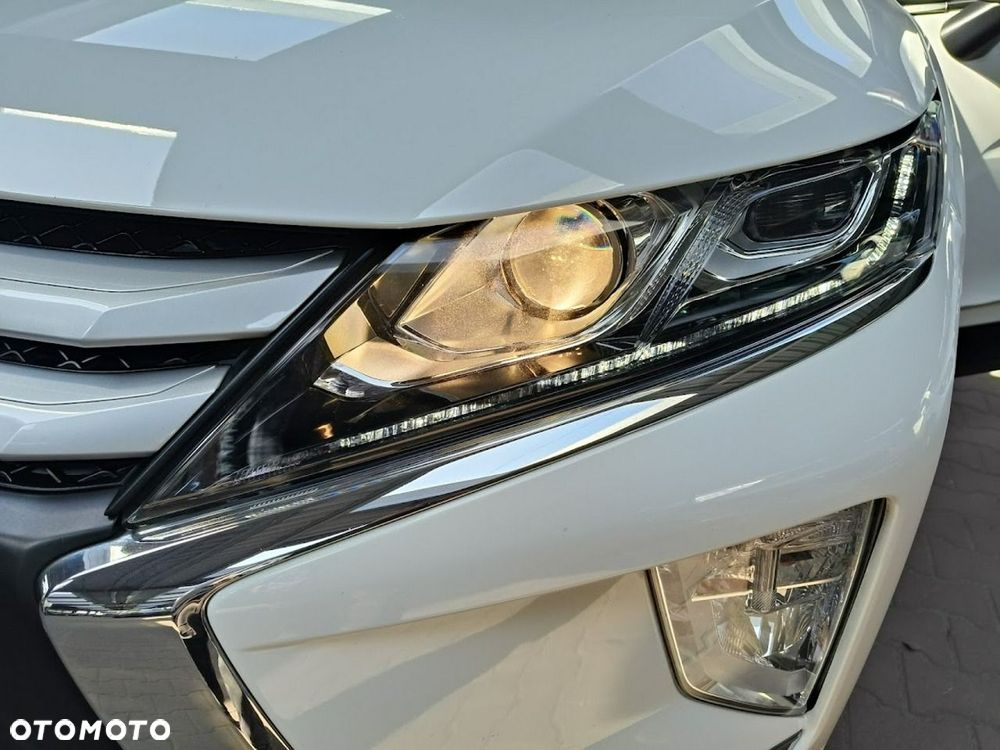 Mitsubishi Eclipse Cross - 8