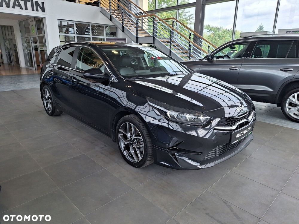 Kia Ceed 1.5 T-GDI Business Line DCT - 11