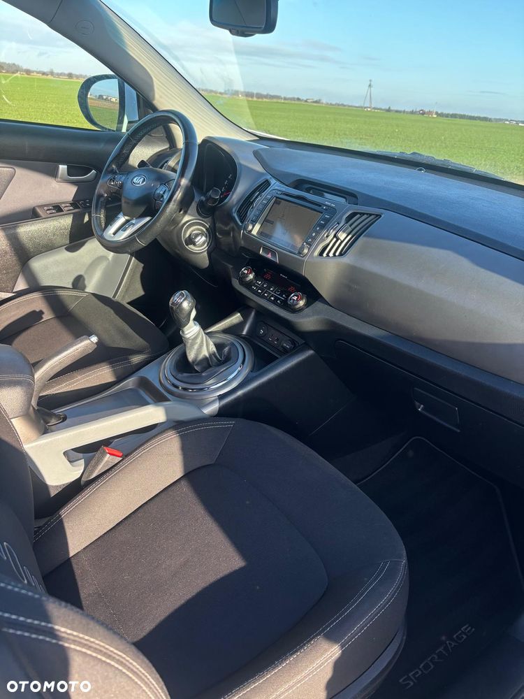 Kia Sportage 1.7 CRDI 2WD ISG Dream-Team Edition - 27