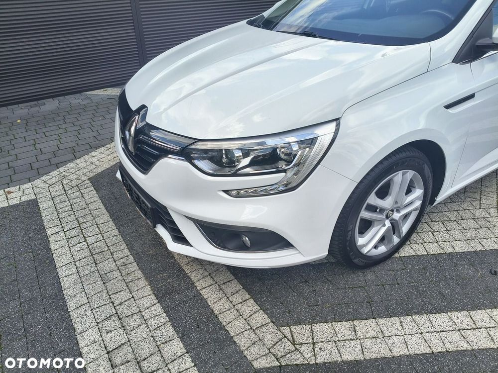 Renault Megane ENERGY TCe 130 BUSINESS - 24
