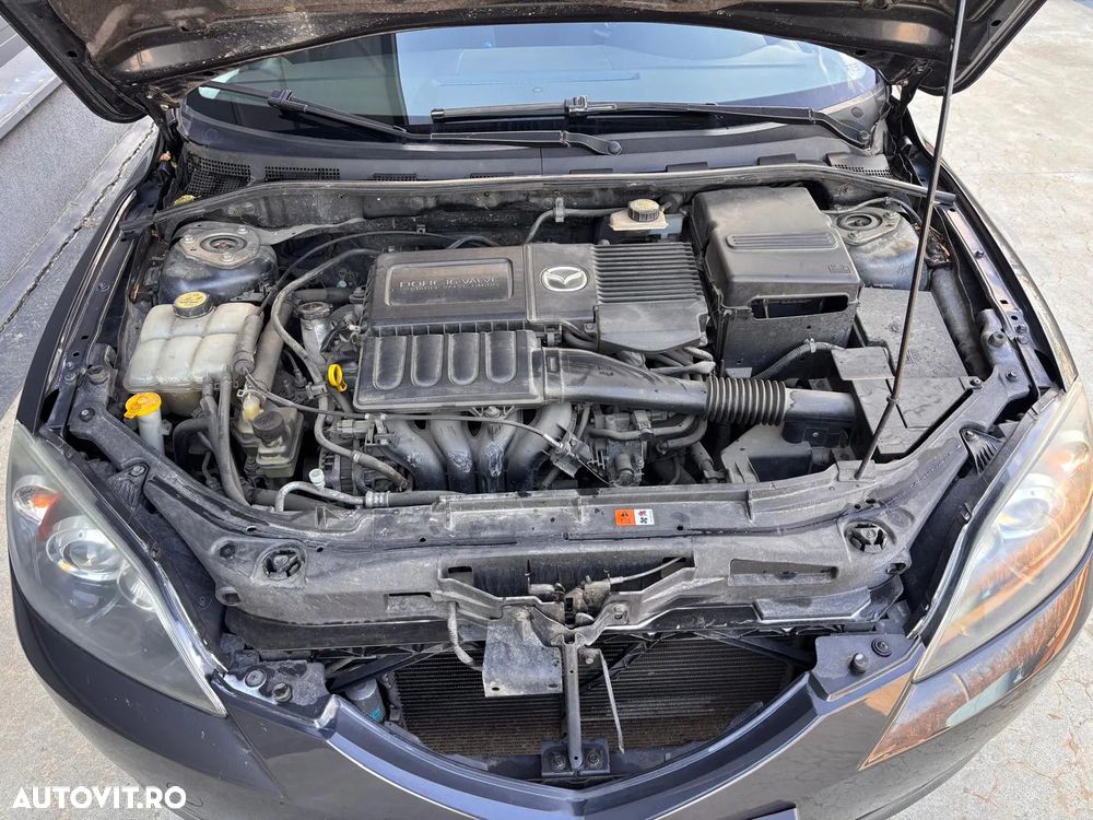 Mazda 3 1.6i CE - 10