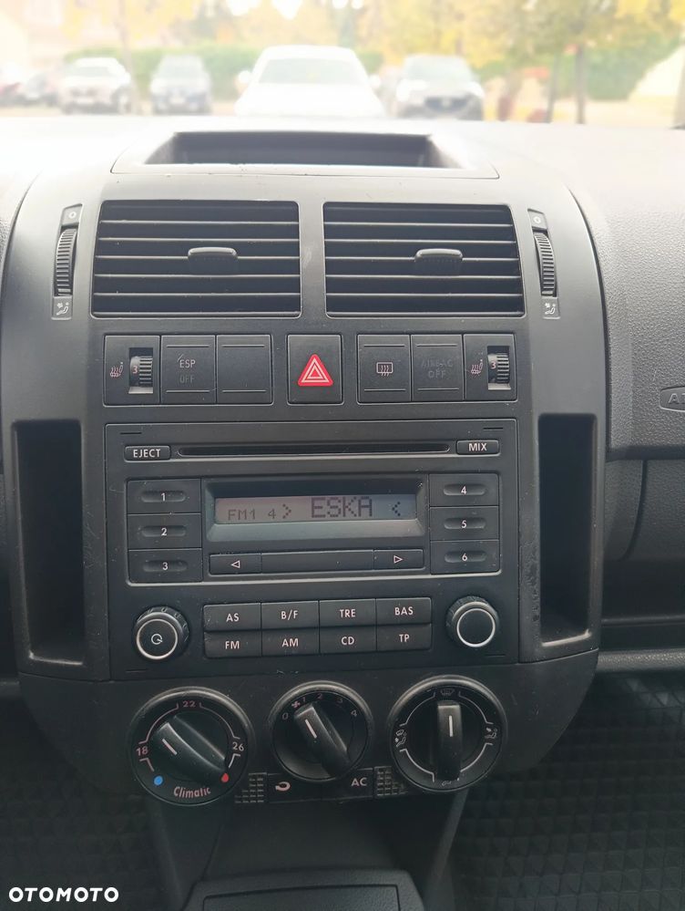 Volkswagen Polo 1.4 TDI Comfortline - 10
