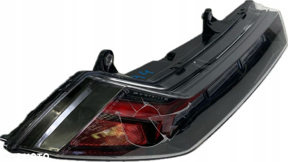 A4 LAMBORGHINI HURACAN LAMPA PRAWA TYLNA TYŁ EU 4T0945096 - 2