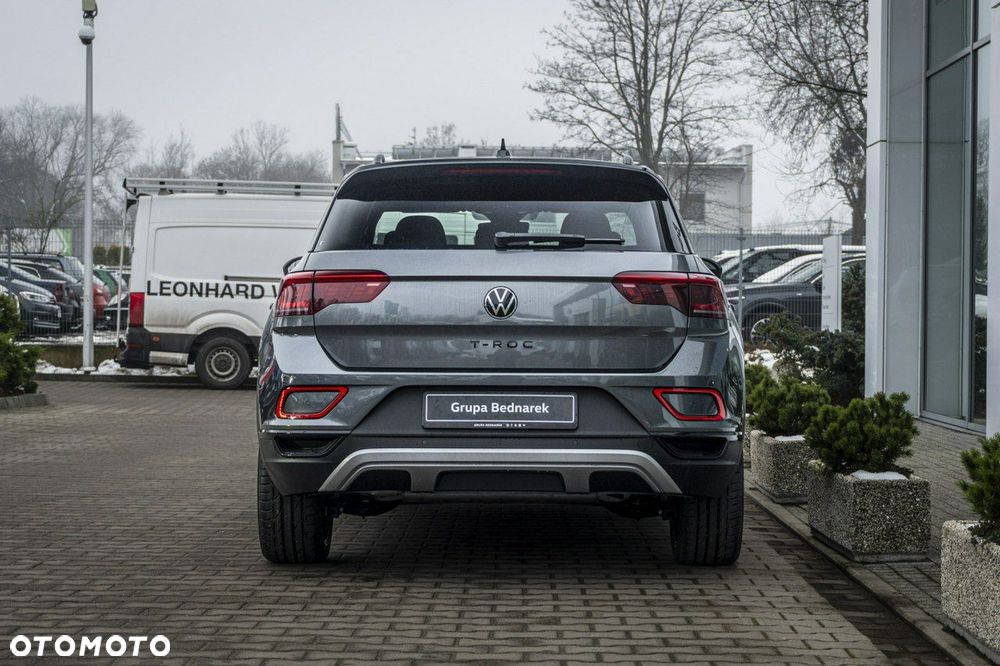 Volkswagen T-Roc - 9