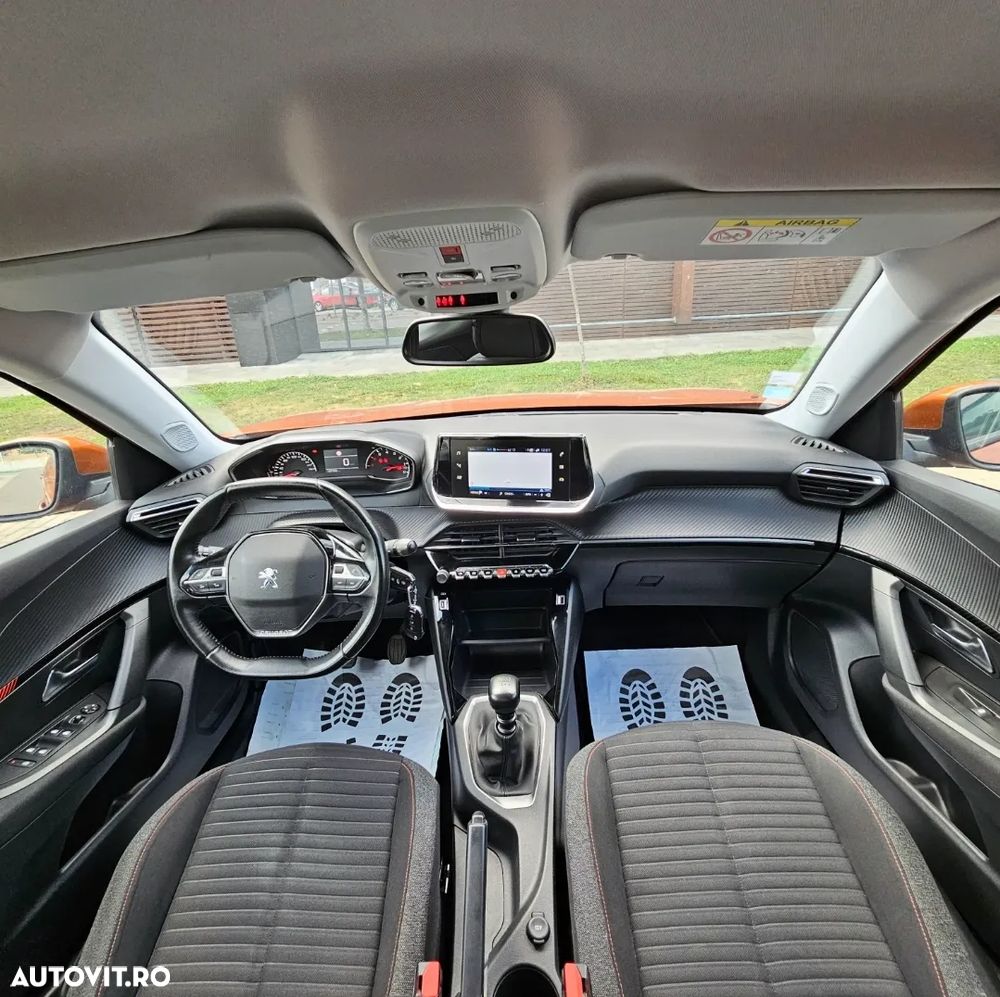 Peugeot 2008 1.5 BlueHDI BVM6 STT Allure - 8