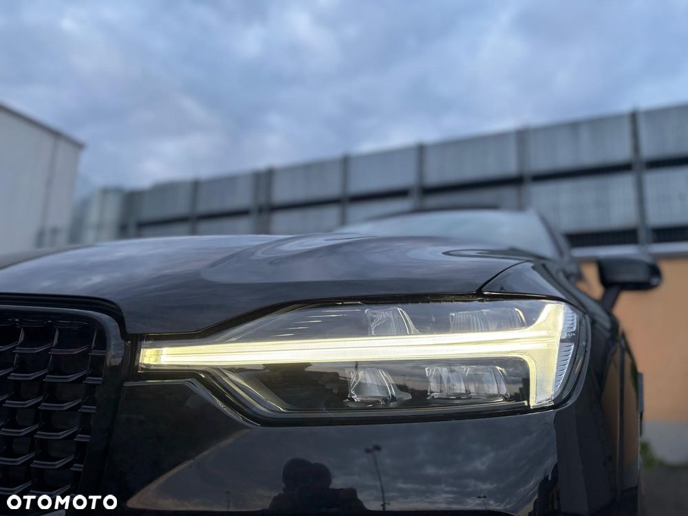 Volvo XC 60 - 4